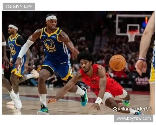 勇士与尼克斯精彩对决录像回放分析及精彩瞬间集锦